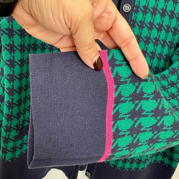 APPLESEED’S SWEATER/CARDIGAN. SIZE XL BUTTONED, NAVY/GREEN HOUNDSTOOTH, VINTAGE - Picture 4 of 12